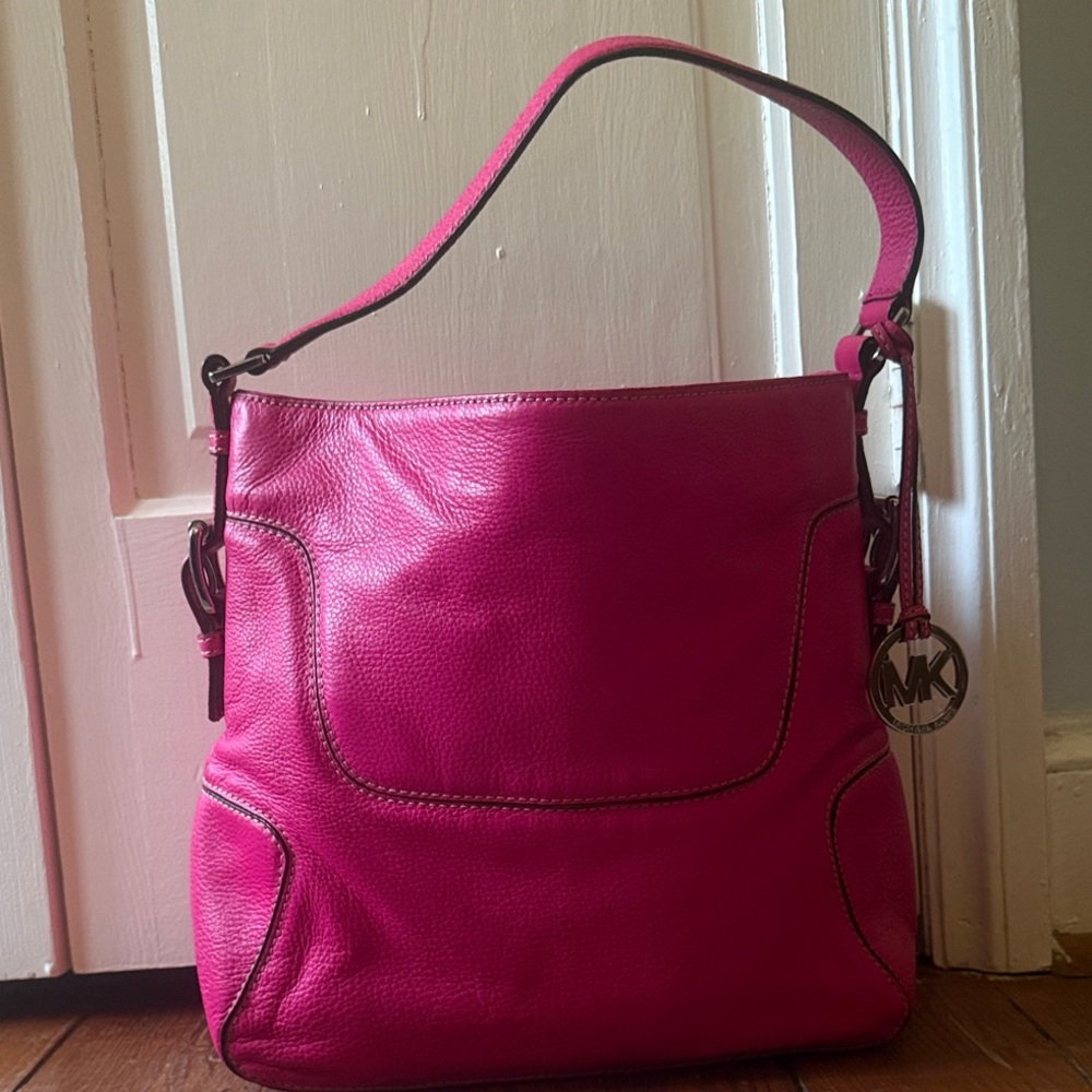 Michael Kors Brookeville Fuchsia Shoulder Bag
